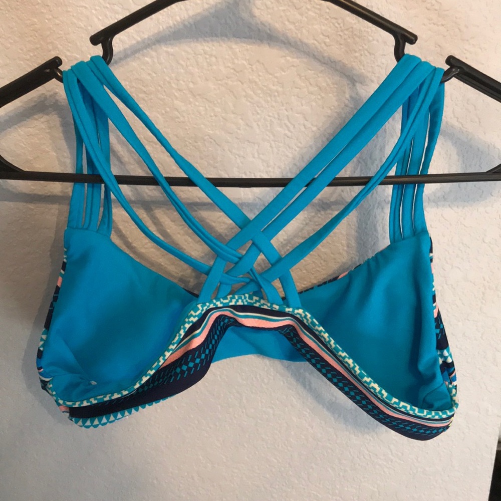 Bathing suit top - Picture 2 of 2